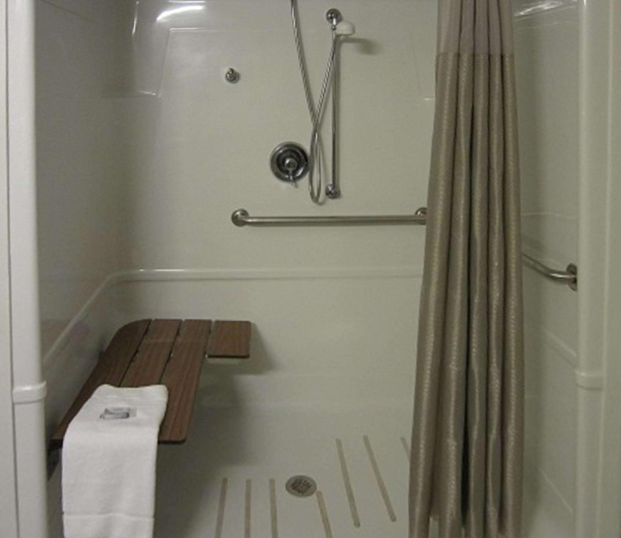 Studio Z, Ascend Hotel Collection Saint Robert Exterior photo