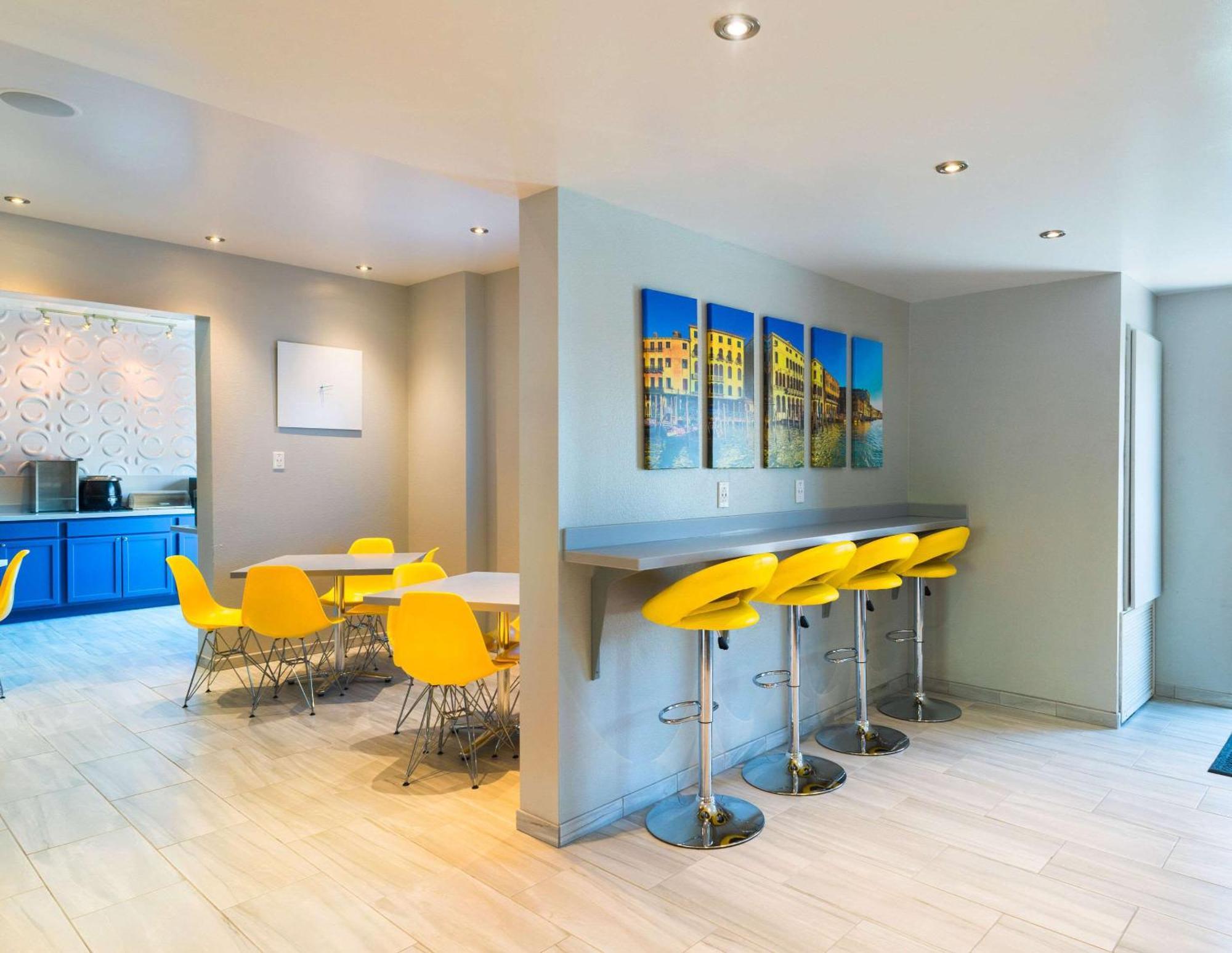 Studio Z, Ascend Hotel Collection Saint Robert Exterior photo