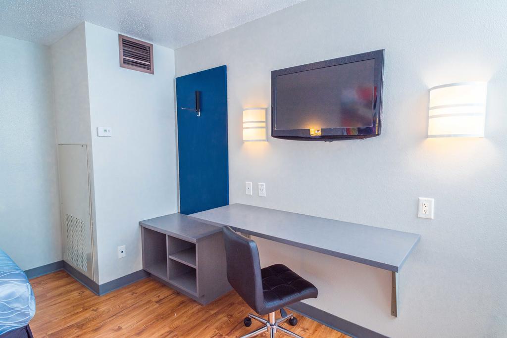Studio Z, Ascend Hotel Collection Saint Robert Exterior photo